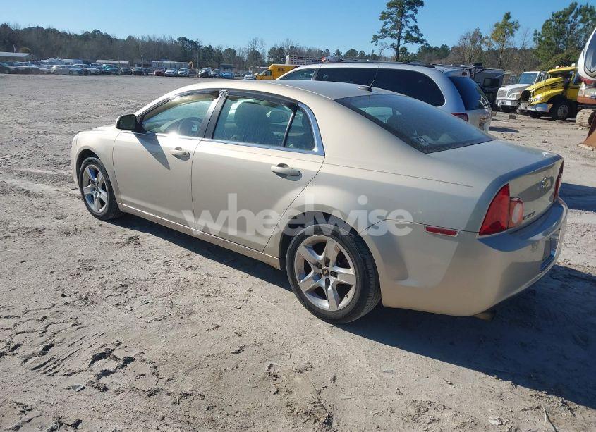 Photo 3 of 2010 Chevrolet Malibu LT (VIN 1G1ZC5EB8AF275144)