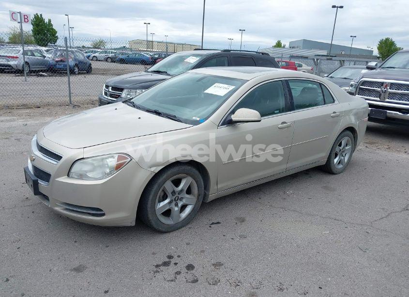 Photo 2 of 2010 Chevrolet Malibu LT (VIN 1G1ZC5EBXAF211610)
