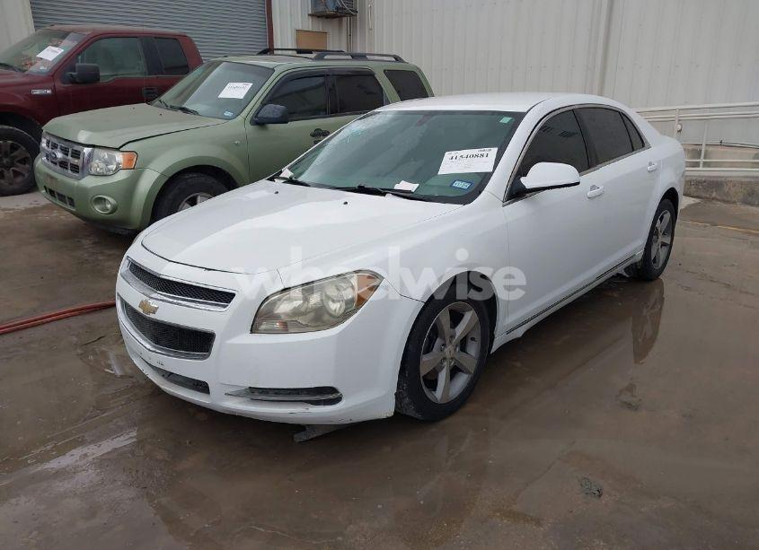 Photo 2 of 2011 Chevrolet Malibu 1LT (VIN 1G1ZC5EU1BF376738)
