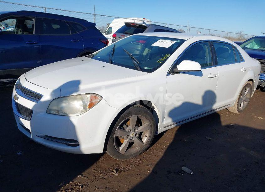 Photo 2 of 2011 Chevrolet Malibu 1LT (VIN 1G1ZC5EU2BF160381)