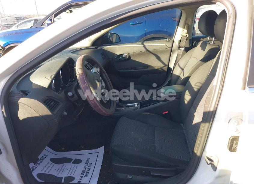 Photo 5 of 2011 Chevrolet Malibu 1LT (VIN 1G1ZC5EU2BF160381)