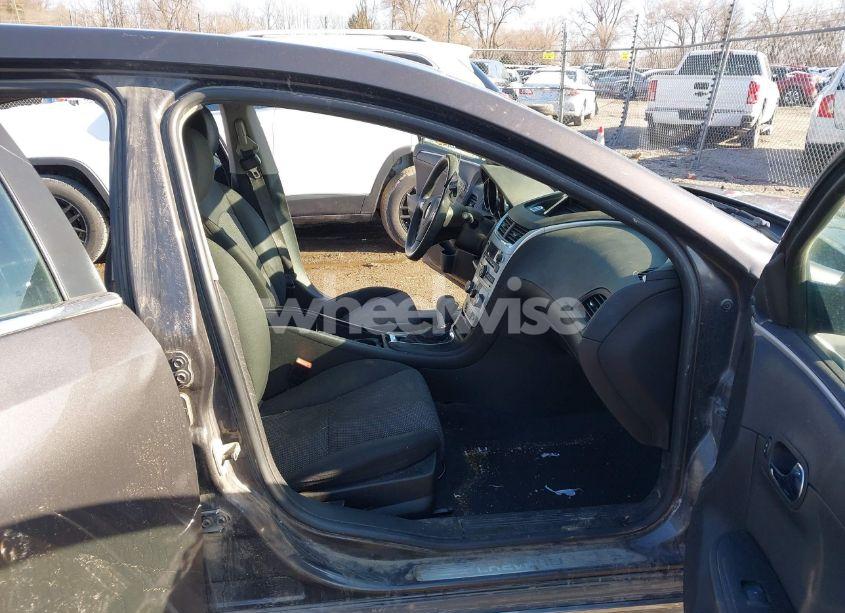 Photo 5 of 2011 Chevrolet Malibu 1LT (VIN 1G1ZC5EU2BF162888)