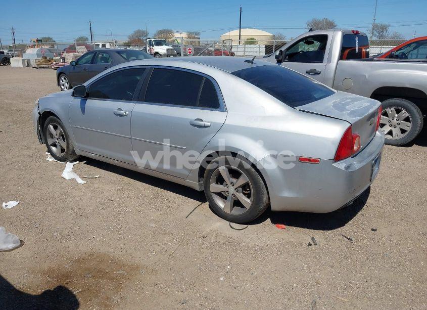 Photo 3 of 2011 Chevrolet Malibu 1LT (VIN 1G1ZC5EU4BF332975)