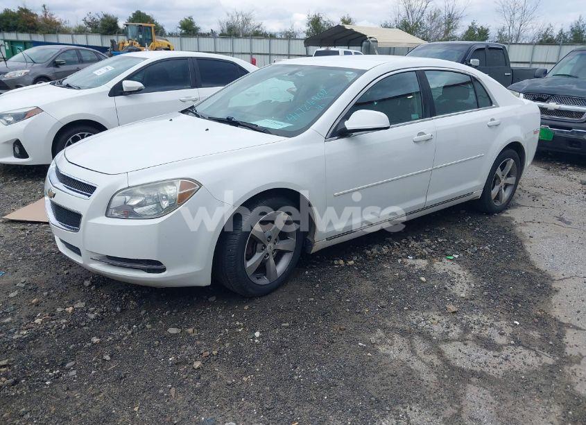 Photo 2 of 2011 Chevrolet Malibu 1LT (VIN 1G1ZC5EU5BF322293)