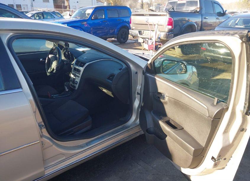 Photo 5 of 2012 Chevrolet Malibu 1LT (VIN 1G1ZC5EU6CF271257)