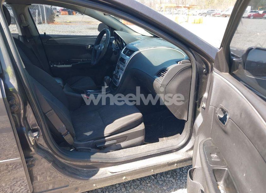 Photo 5 of 2011 Chevrolet Malibu 1LT (VIN 1G1ZC5EUXBF292708)