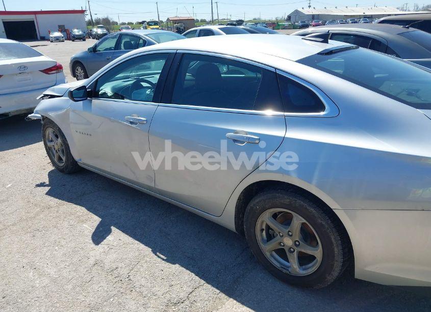 Photo 14 of 2017 Chevrolet Malibu 1FL (VIN 1G1ZC5ST0HF264811)