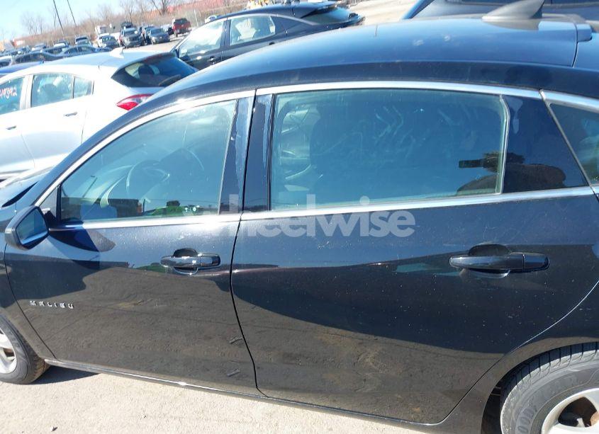 Photo 14 of 2019 Chevrolet Malibu 1FL (VIN 1G1ZC5ST0KF182276)