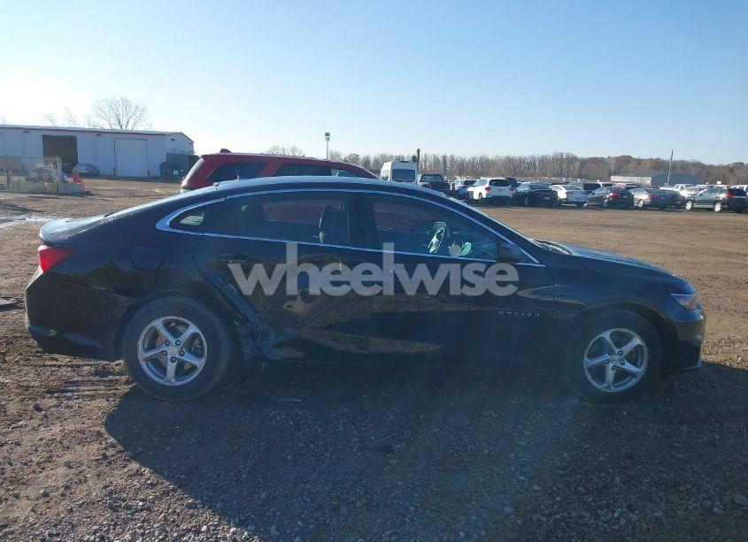 Photo 13 of 2017 Chevrolet Malibu 1FL (VIN 1G1ZC5ST1HF256149)