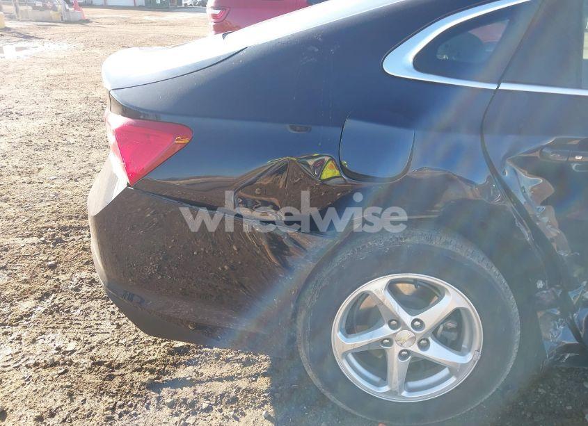 Photo 6 of 2017 Chevrolet Malibu 1FL (VIN 1G1ZC5ST1HF256149)