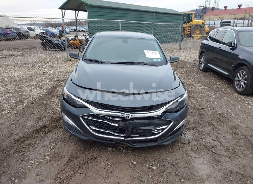 Photo 12 of 2019 Chevrolet Malibu 1FL (VIN 1G1ZC5ST1KF106016)