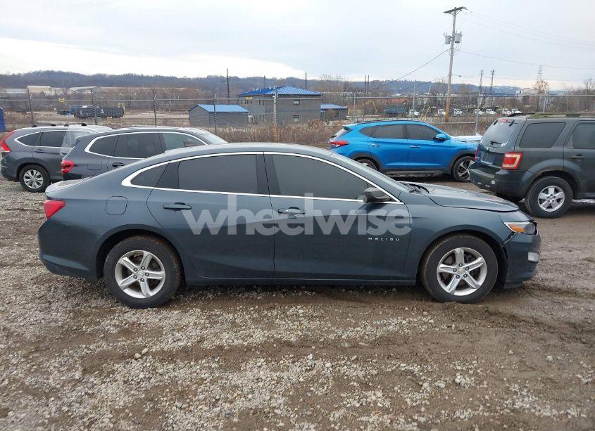 Photo 13 of 2019 Chevrolet Malibu 1FL (VIN 1G1ZC5ST1KF106016)