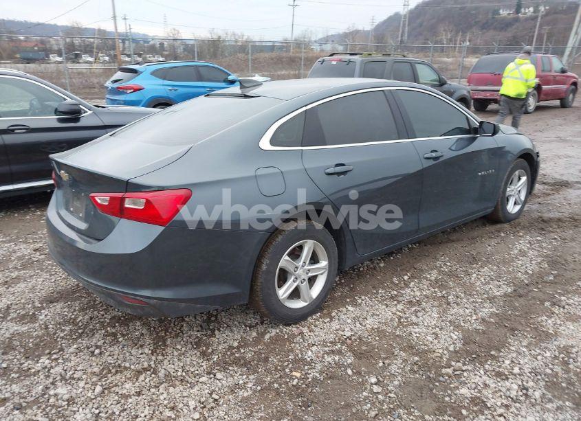 Photo 4 of 2019 Chevrolet Malibu 1FL (VIN 1G1ZC5ST1KF106016)
