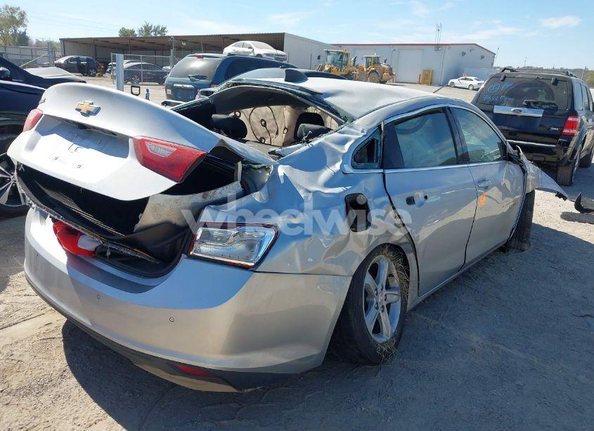 Photo 4 of 2019 Chevrolet Malibu 1FL (VIN 1G1ZC5ST1KF138058)