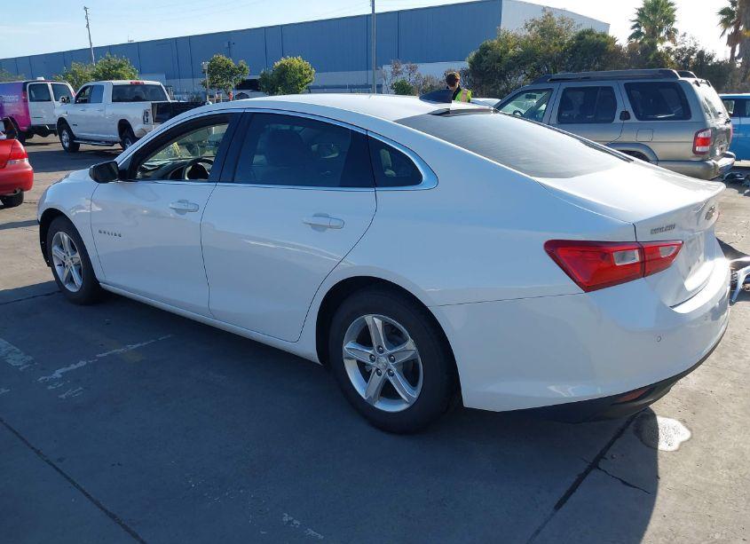 Photo 3 of 2020 Chevrolet Malibu FWD 1FL (VIN 1G1ZC5ST1LF078722)