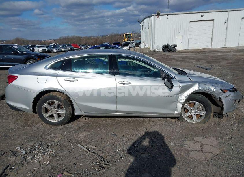 Photo 12 of 2021 Chevrolet Malibu FWD 1FL (VIN 1G1ZC5ST1MF009224)