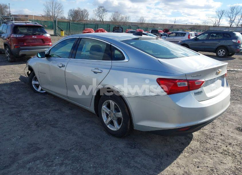 Photo 3 of 2021 Chevrolet Malibu FWD 1FL (VIN 1G1ZC5ST1MF009224)