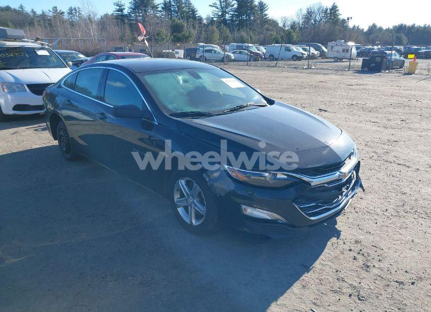 2021 Chevrolet Malibu FWD 1FL (VIN 1G1ZC5ST1MF031269) main photo