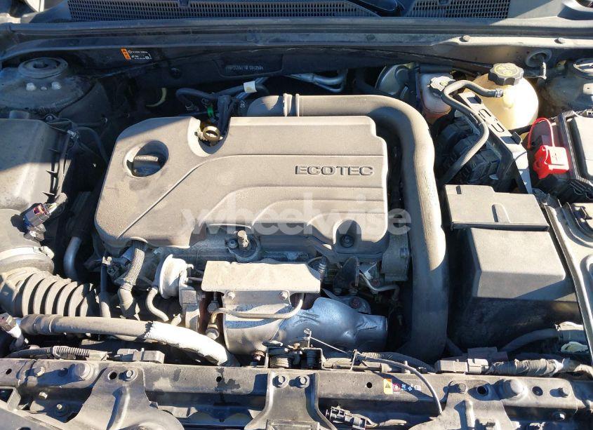 Photo 10 of 2021 Chevrolet Malibu FWD 1FL (VIN 1G1ZC5ST1MF031269)