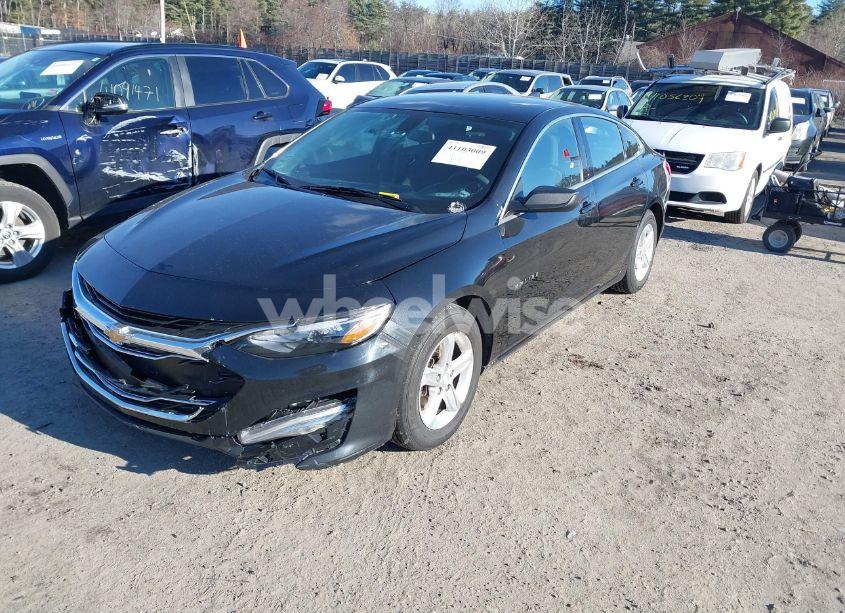 Photo 2 of 2021 Chevrolet Malibu FWD 1FL (VIN 1G1ZC5ST1MF031269)