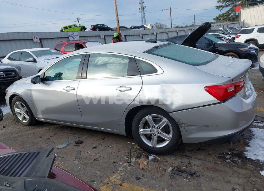 Photo 14 of 2021 Chevrolet Malibu FWD 1FL (VIN 1G1ZC5ST1MF082268)