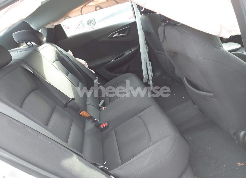 Photo 8 of 2021 Chevrolet Malibu FWD 1FL (VIN 1G1ZC5ST1MF082268)