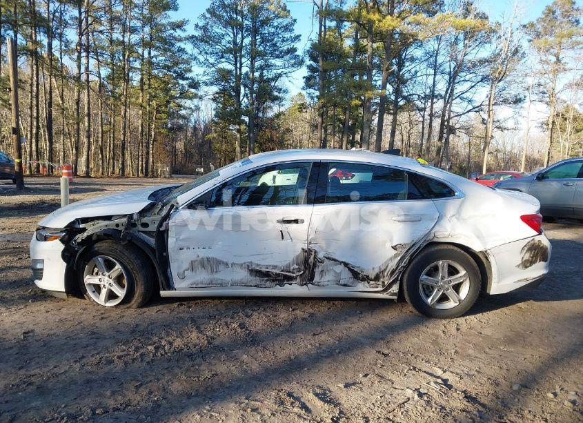 Photo 14 of 2021 Chevrolet Malibu FWD 1FL (VIN 1G1ZC5ST1MF087695)
