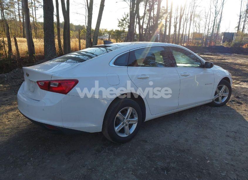 Photo 4 of 2021 Chevrolet Malibu FWD 1FL (VIN 1G1ZC5ST1MF087695)