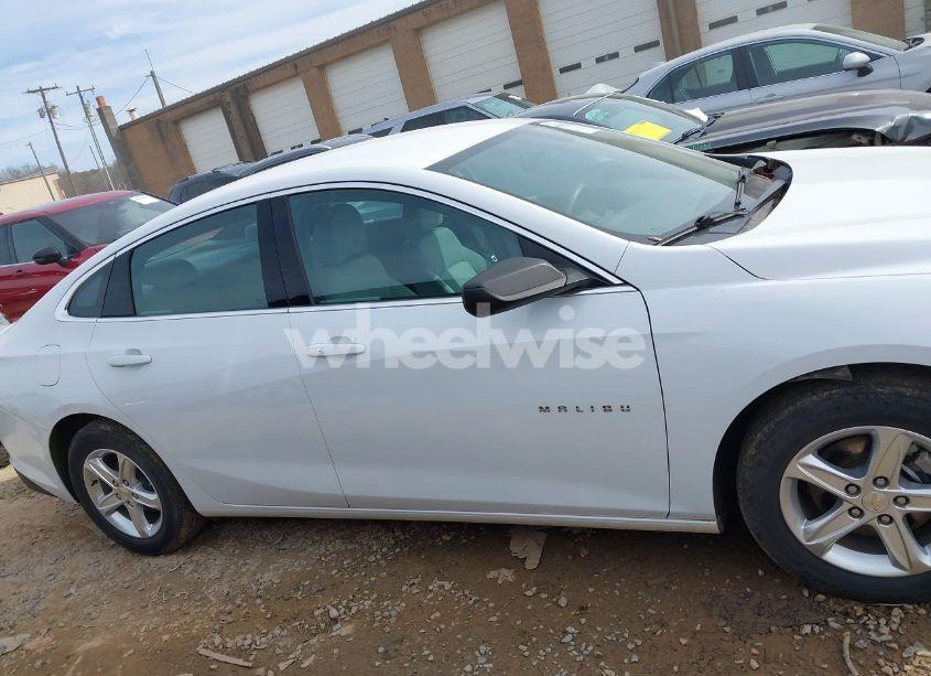 Photo 14 of 2022 Chevrolet Malibu FWD 1FL (VIN 1G1ZC5ST1NF148707)