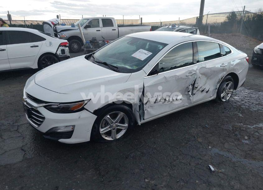 Photo 2 of 2023 Chevrolet Malibu FWD 1FL (VIN 1G1ZC5ST1PF155725)