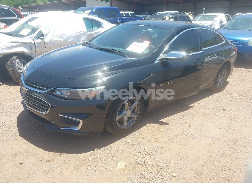 Photo 2 of 2017 Chevrolet Malibu 1FL (VIN 1G1ZC5ST2HF261103)