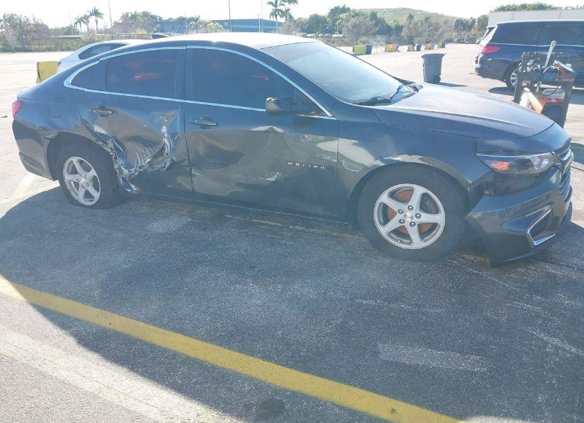 Photo 6 of 2018 Chevrolet Malibu 1FL (VIN 1G1ZC5ST2JF203403)