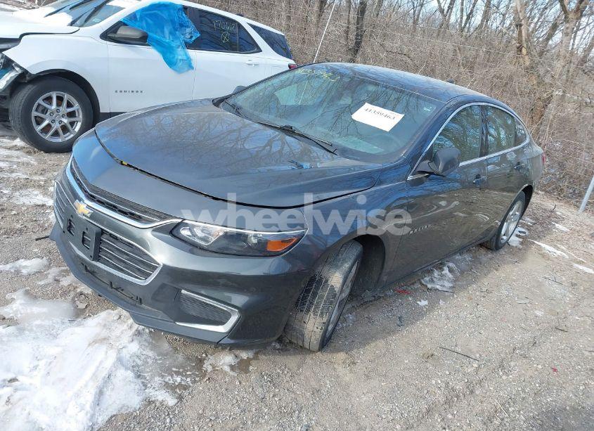 Photo 2 of 2018 Chevrolet Malibu 1FL (VIN 1G1ZC5ST2JF210447)