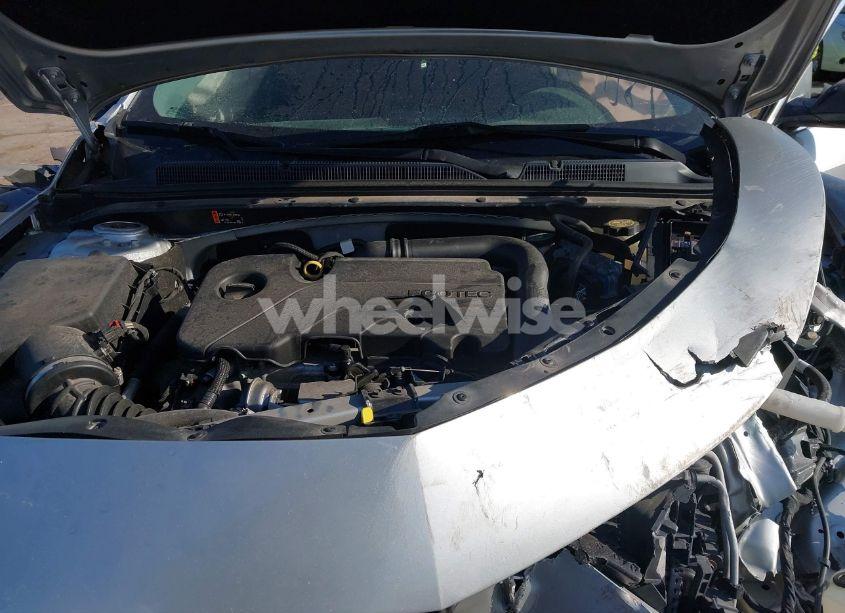 Photo 10 of 2019 Chevrolet Malibu 1FL (VIN 1G1ZC5ST2KF222177)