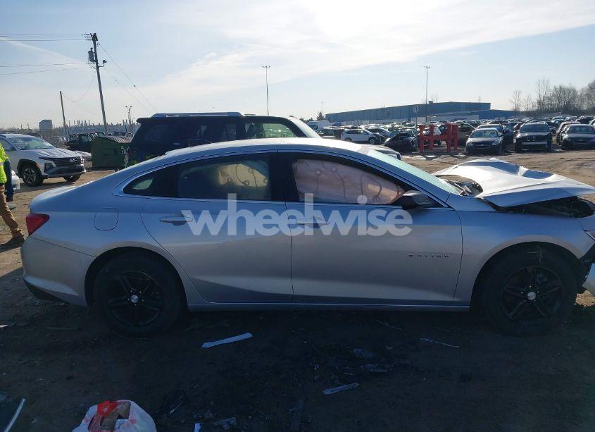 Photo 14 of 2019 Chevrolet Malibu 1FL (VIN 1G1ZC5ST2KF222177)