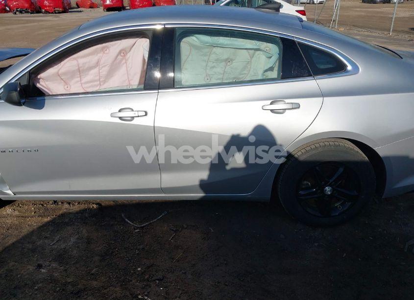 Photo 15 of 2019 Chevrolet Malibu 1FL (VIN 1G1ZC5ST2KF222177)