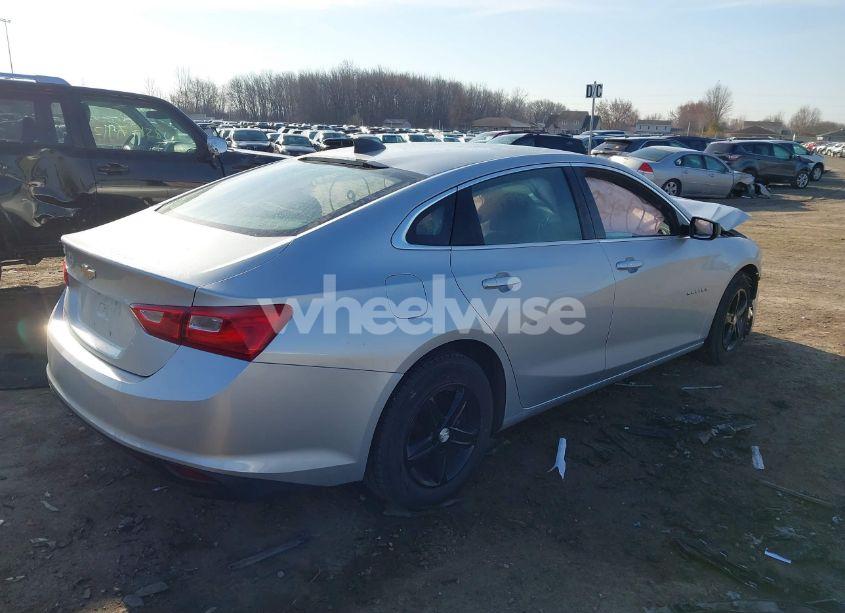 Photo 4 of 2019 Chevrolet Malibu 1FL (VIN 1G1ZC5ST2KF222177)