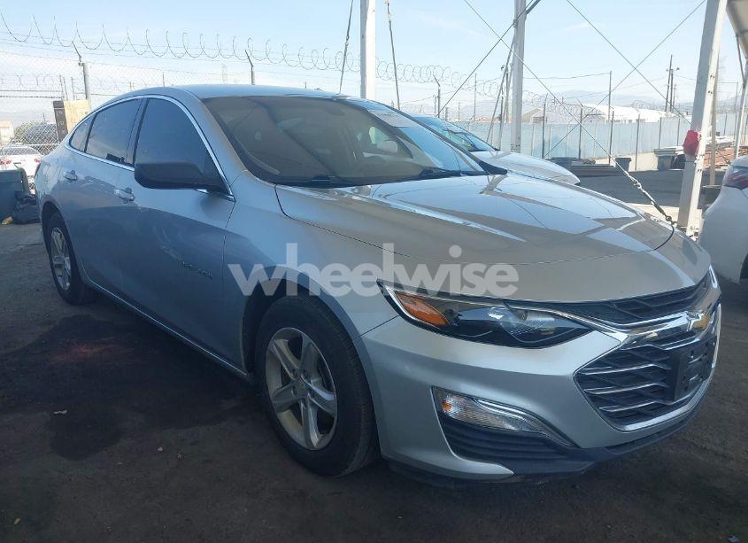 2021 Chevrolet Malibu FWD 1FL (VIN 1G1ZC5ST2MF039980) main photo