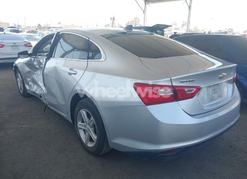 Photo 3 of 2021 Chevrolet Malibu FWD 1FL (VIN 1G1ZC5ST2MF039980)