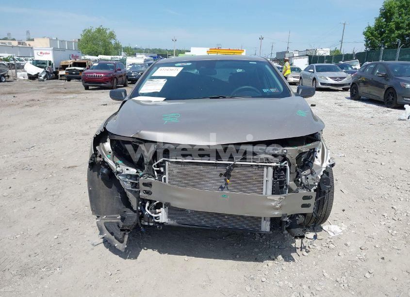 Photo 11 of 2024 Chevrolet Malibu FWD 1FL (VIN 1G1ZC5ST2RF232265)