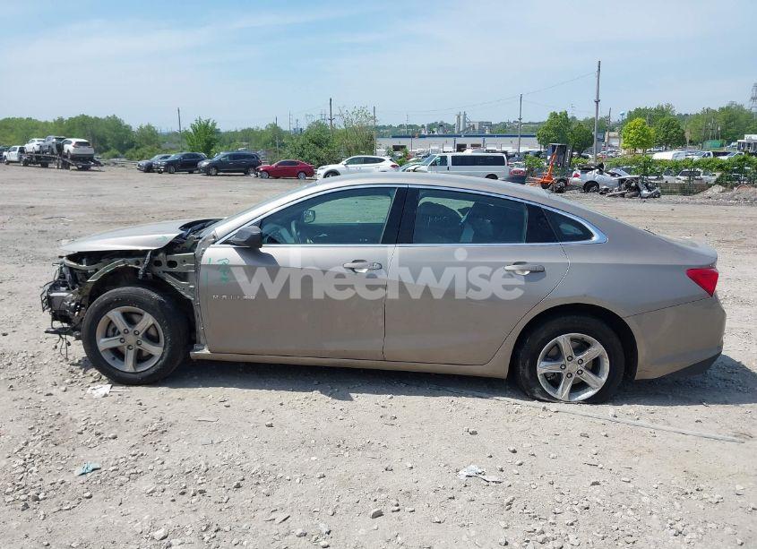 Photo 13 of 2024 Chevrolet Malibu FWD 1FL (VIN 1G1ZC5ST2RF232265)