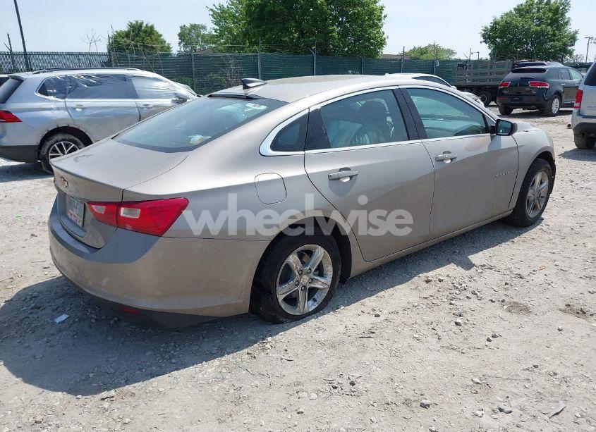 Photo 4 of 2024 Chevrolet Malibu FWD 1FL (VIN 1G1ZC5ST2RF232265)