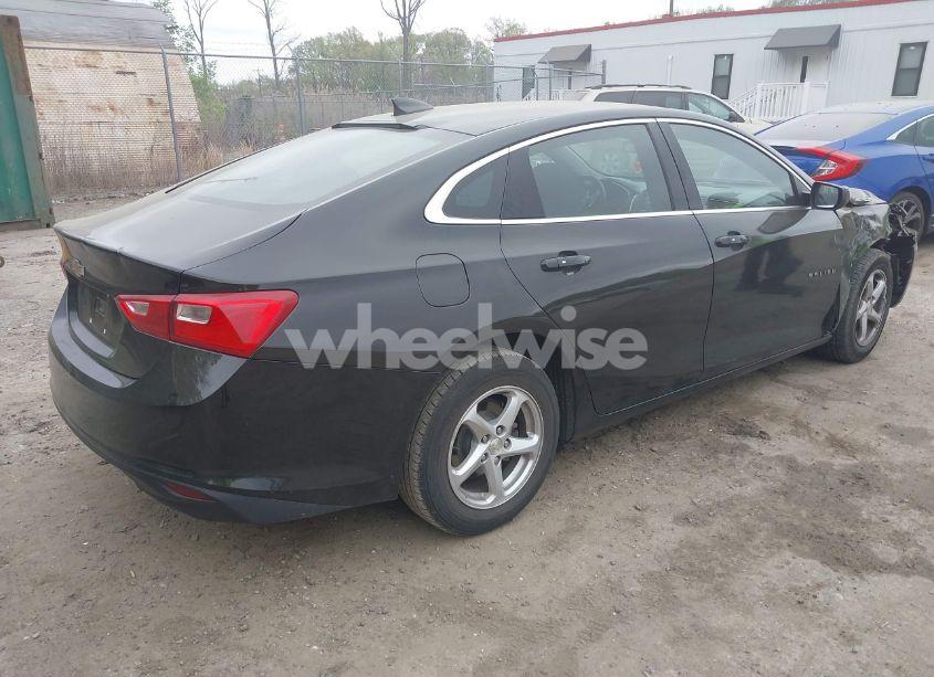 Photo 4 of 2017 Chevrolet Malibu 1FL (VIN 1G1ZC5ST3HF265757)