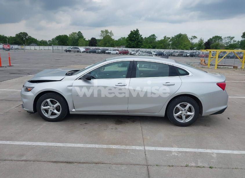Photo 14 of 2018 Chevrolet Malibu 1FL (VIN 1G1ZC5ST3JF100006)