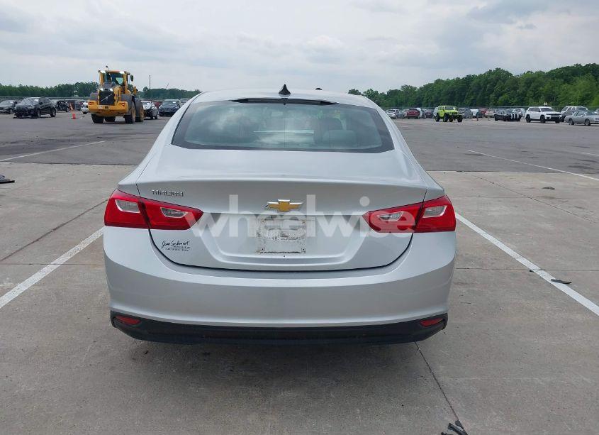 Photo 16 of 2018 Chevrolet Malibu 1FL (VIN 1G1ZC5ST3JF100006)
