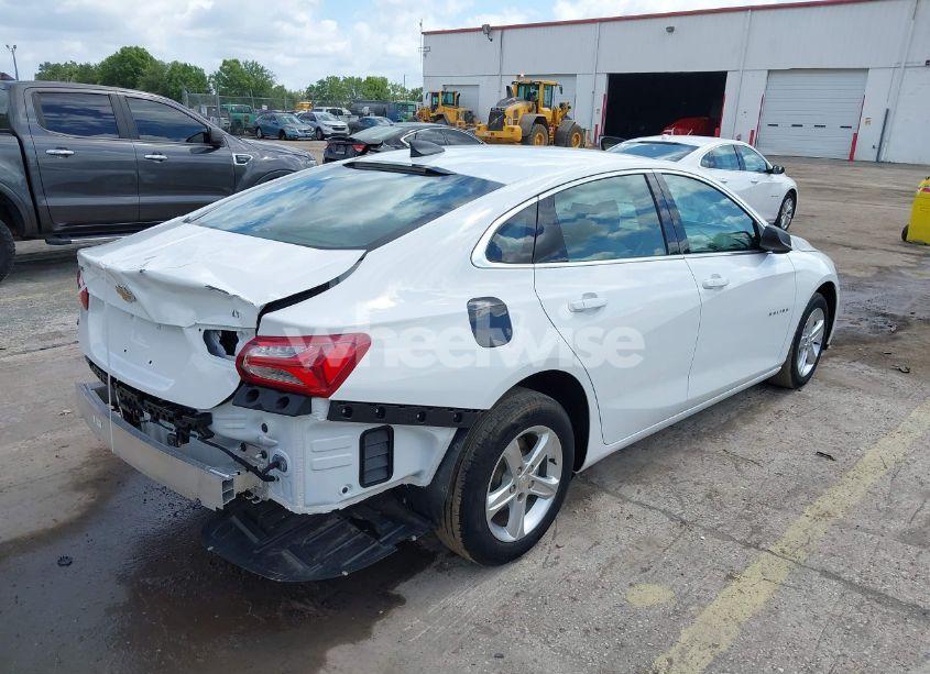 Photo 4 of 2024 Chevrolet Malibu FWD 1FL (VIN 1G1ZC5ST3RF226197)