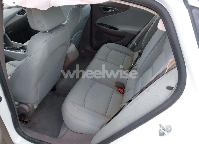 Photo 8 of 2024 Chevrolet Malibu FWD 1FL (VIN 1G1ZC5ST3RF226197)