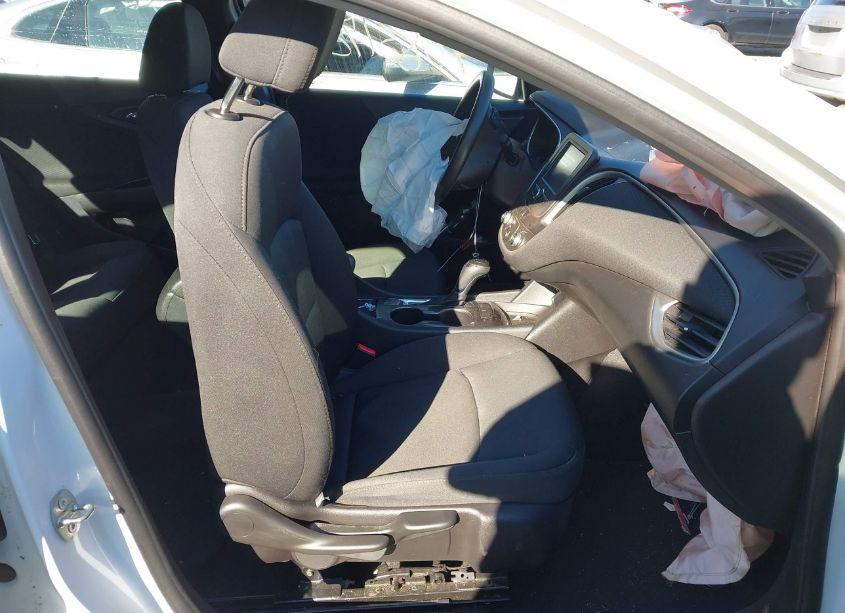 Photo 5 of 2016 Chevrolet Malibu 1FL (VIN 1G1ZC5ST4GF281187)