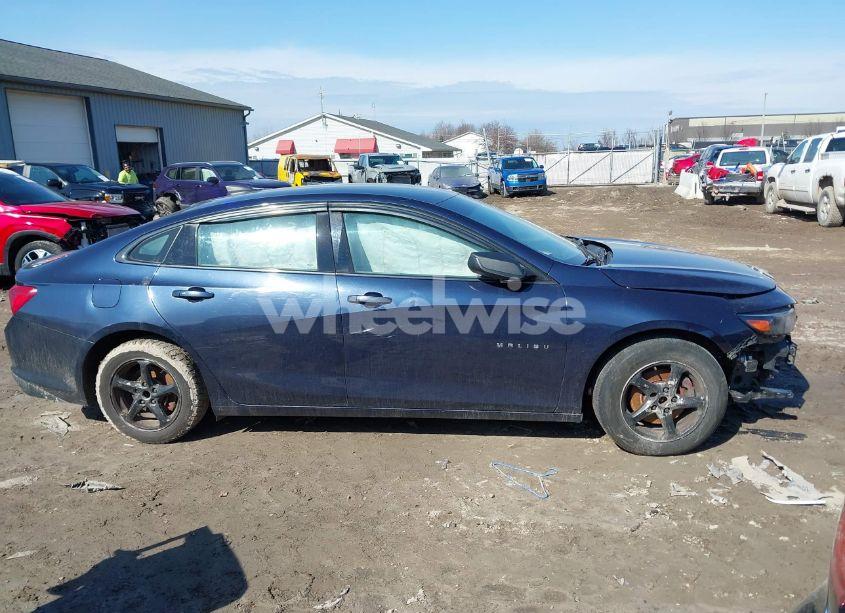 Photo 13 of 2017 Chevrolet Malibu 1FL (VIN 1G1ZC5ST4HF187215)