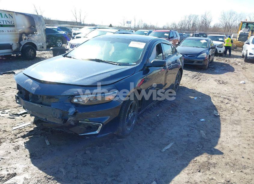 Photo 2 of 2017 Chevrolet Malibu 1FL (VIN 1G1ZC5ST4HF187215)